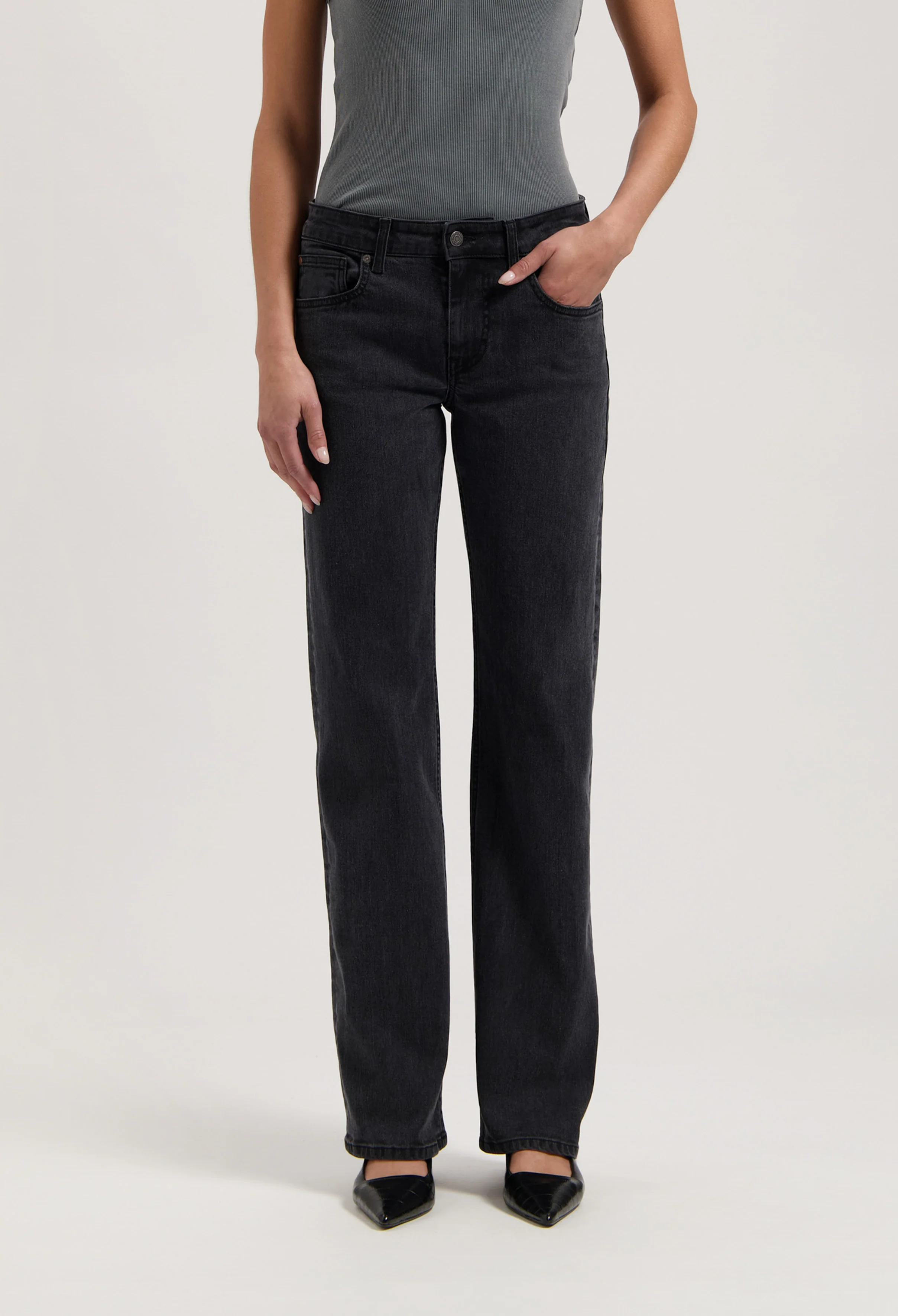 Carry Mid Straight - Black Vintage - Image 4
